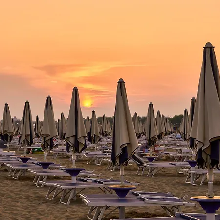 Apartament Beachside Flat With Shared Pool Porto Santa Margherita di Caorle