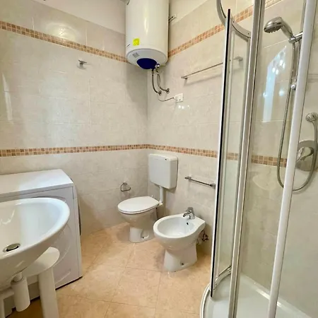 Beachside Flat With Shared Pool Apartamento Porto Santa Margherita di Caorle